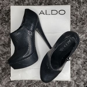Aldo heeled ankle booties